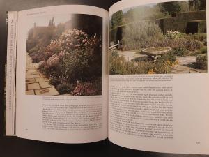 «The English Garden Through the 20th Century» -   